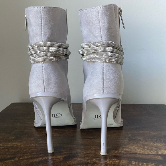 Jennifer Lopez Silver Heeled Boots - Picture 4 of 7